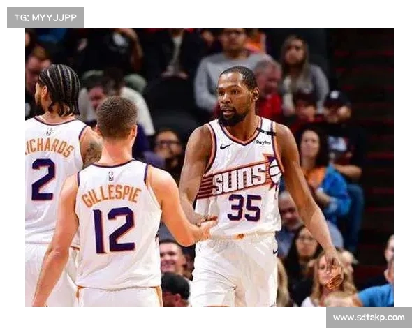 3.22NBA:哈登、杜兰特高光对决,赛场风云变幻 3.22NBA:哈登、杜兰特高光对决,赛场风云变幻
